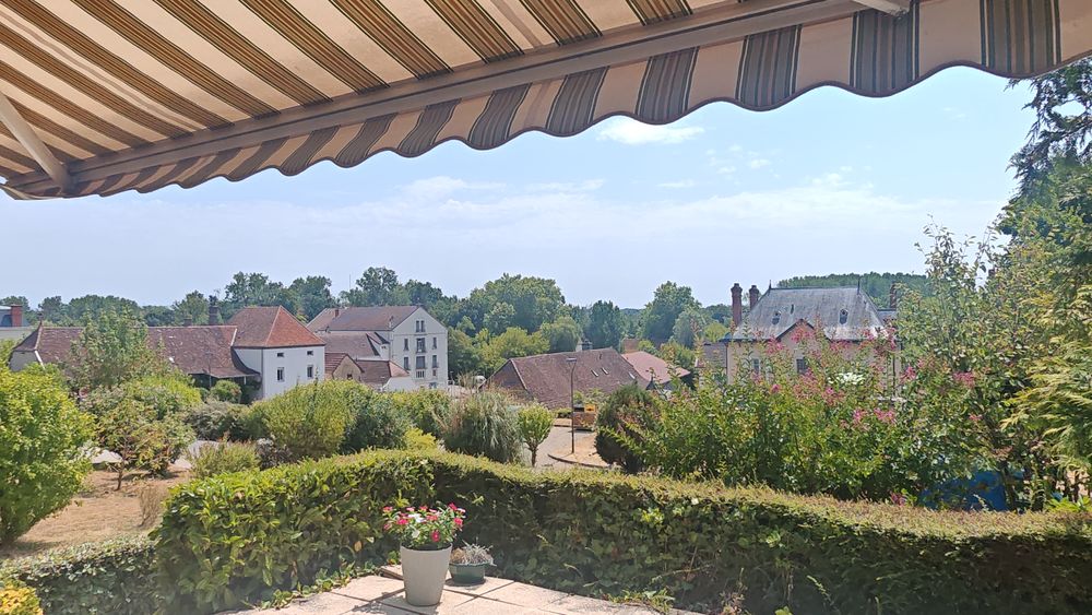 Maison de village avec emplacement rare