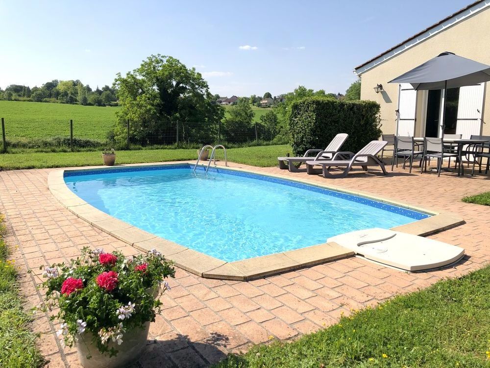 Maison plain pied avec piscine