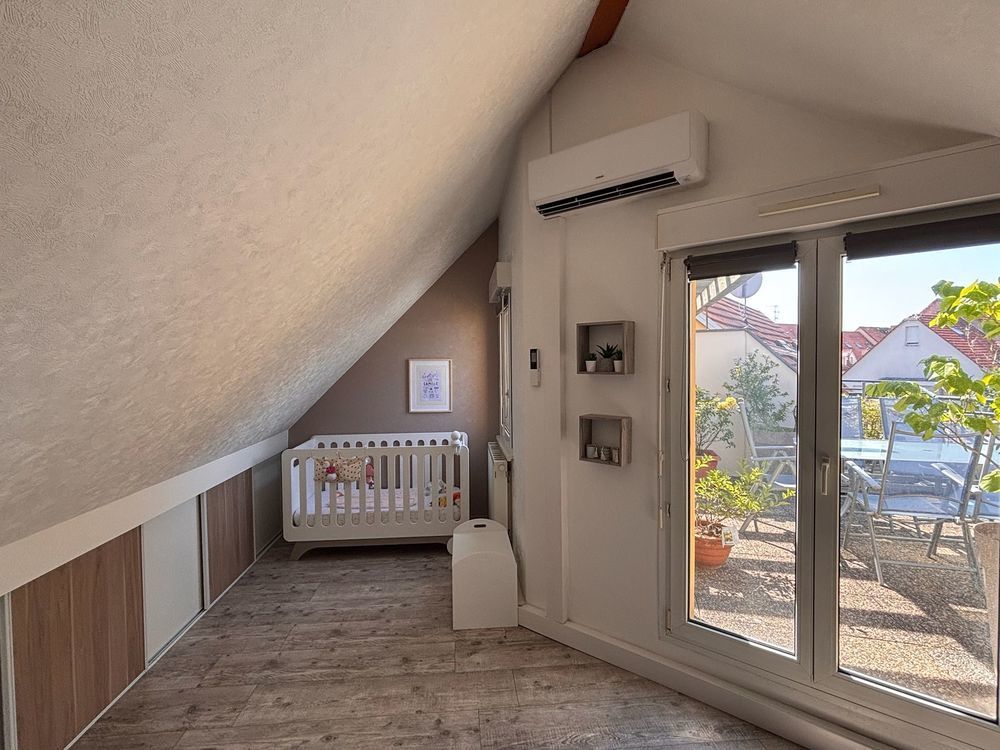 Magnifique duplex en attique T4