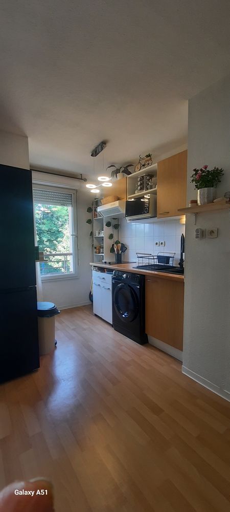T2 45 m2 avec balcon et place de parking