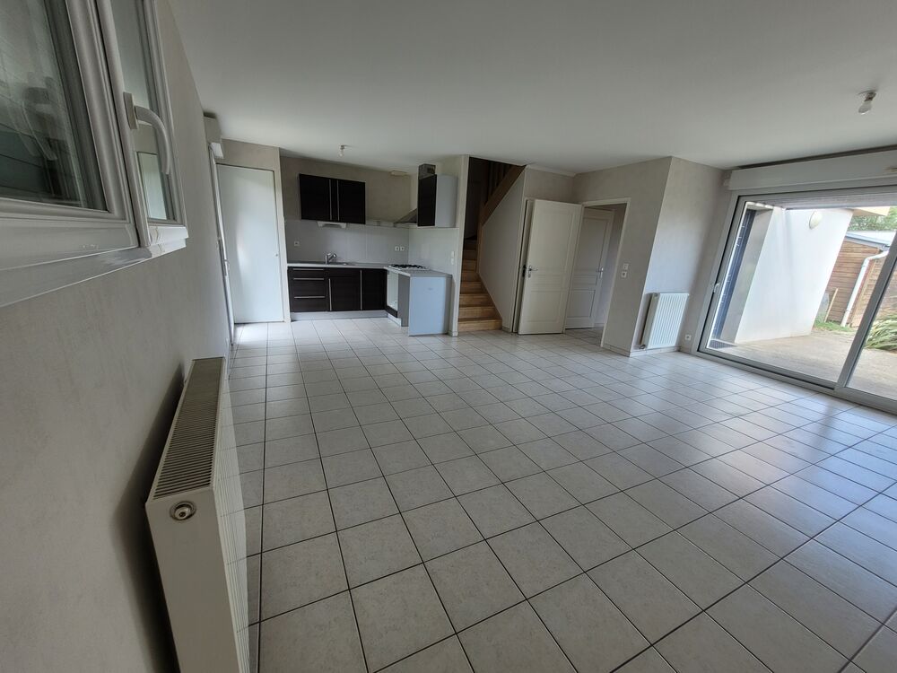 maison St Barthelemy d'Anjou 86 m² 3 chambres jardin