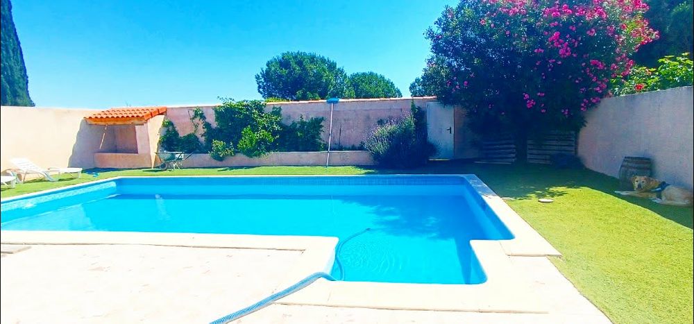 Villa climatisée avec piscine