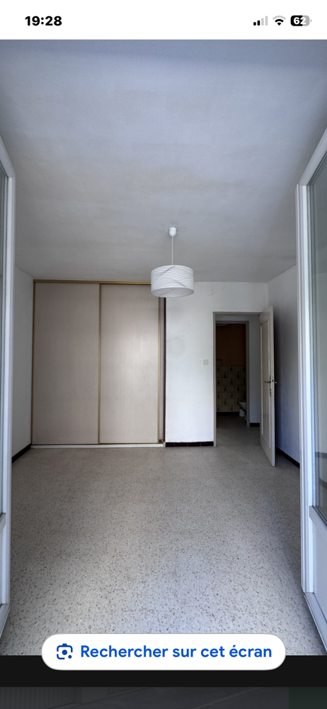 appartement type F4 73 m2 avec garage 18m2.