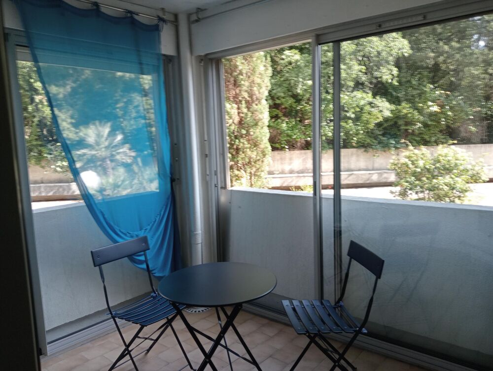 F1 Cabine meublé