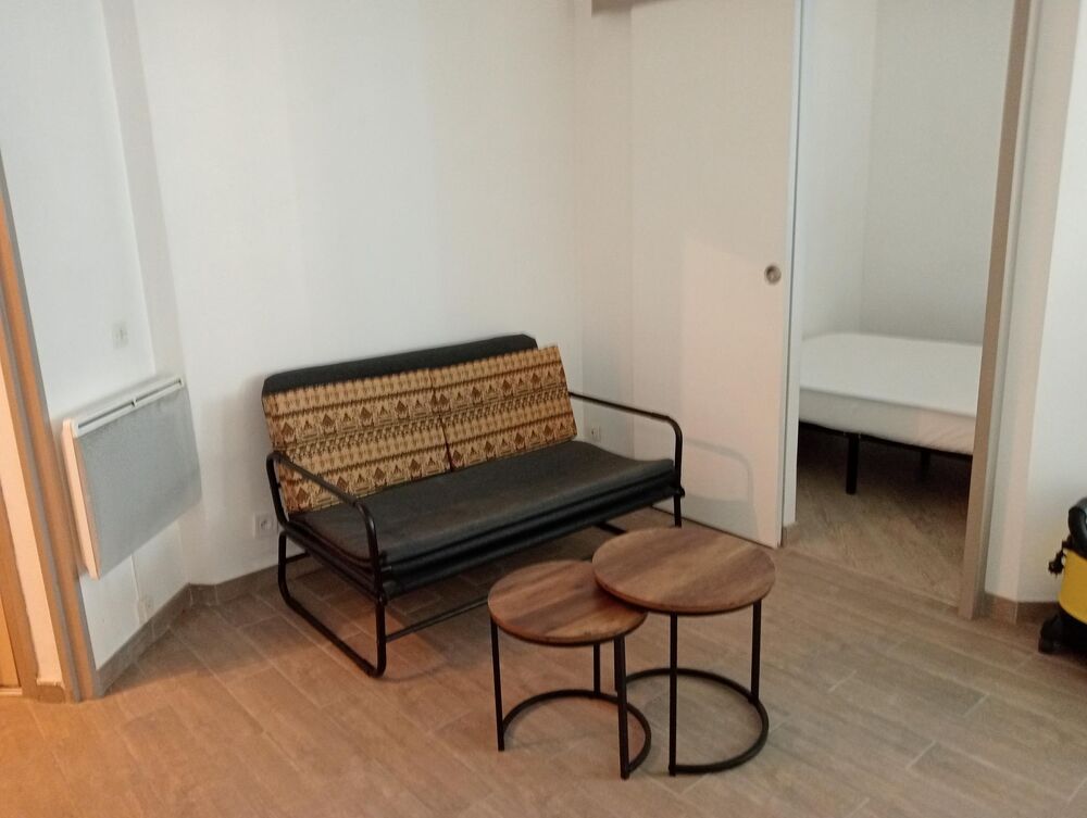 F1 Cabine meublé