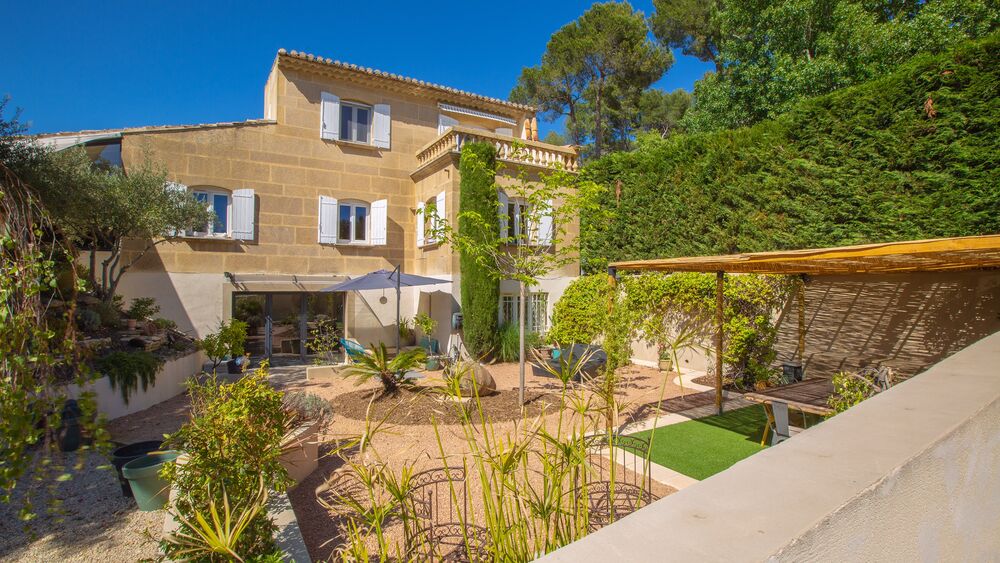Maison de 180m2 au pied du Luberon