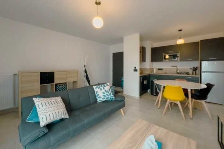 Beau T3 meublé avec balcon