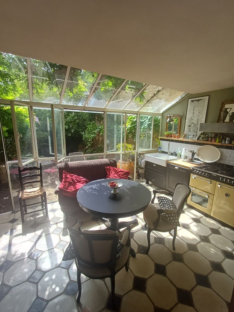 Maison de village avec extérieur et garage