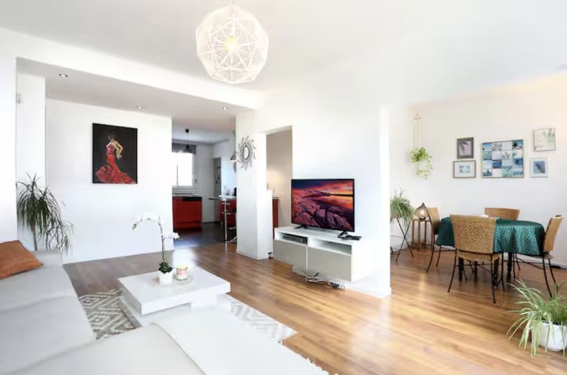 Superbe F3de 77 m² ? Aucun travaux ? parking, Cave, Clim