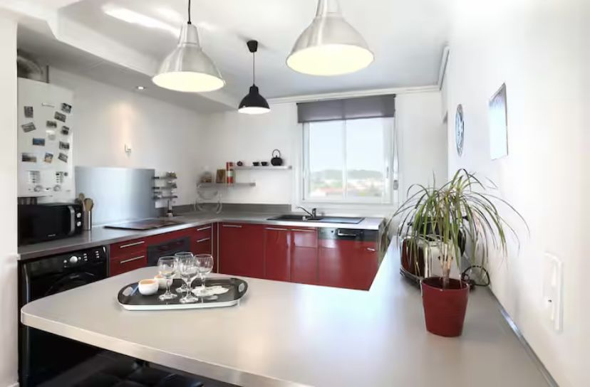 Superbe F3de 77 m² ? Aucun travaux ? parking, Cave, Clim