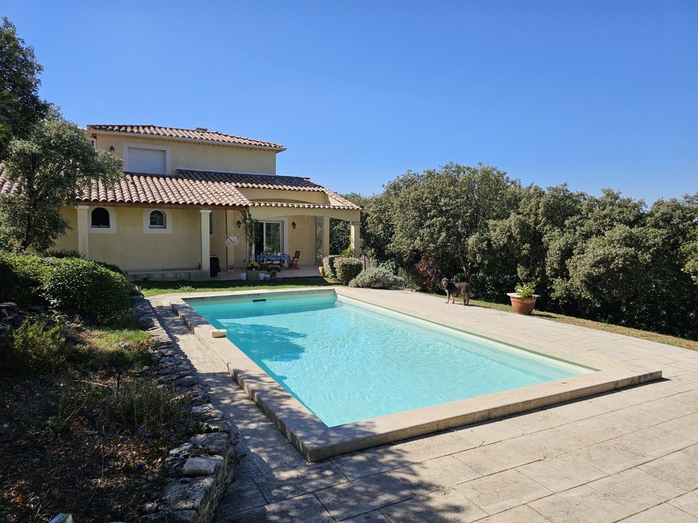 Maison 8 pièces avec piscine et vues