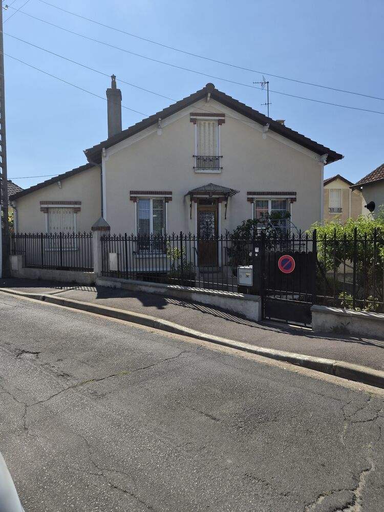 pavillon 95. BESSANCOURT proche du centre ville .