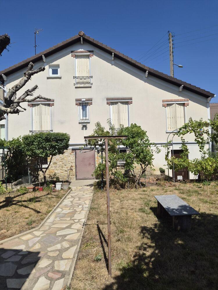 pavillon 95. BESSANCOURT proche du centre ville .