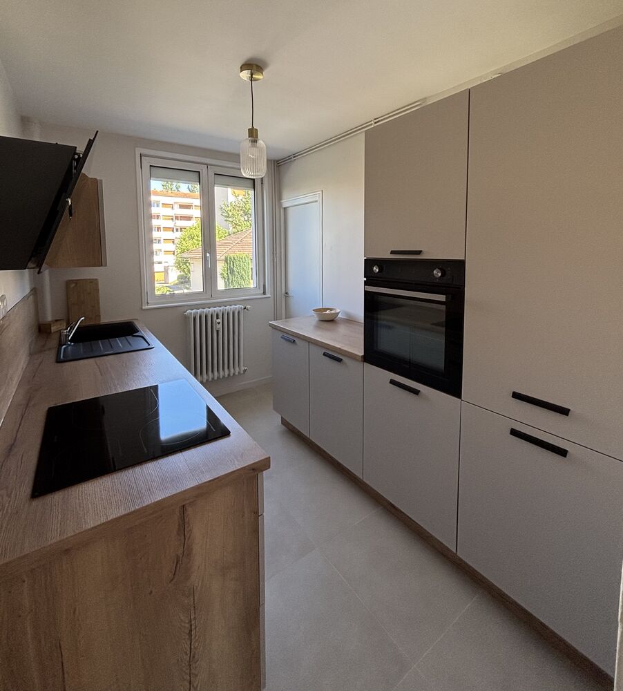 Appartement T4 de 71 m² entièrement rénové