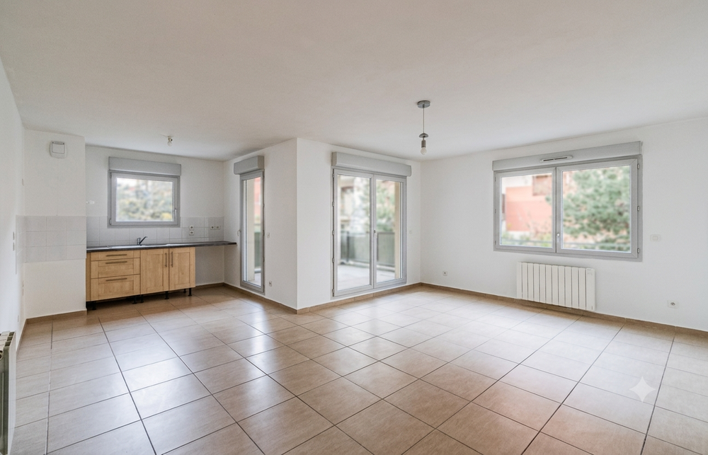 VILLEURBANNE T4 de 88 M2 DANS RESIDENCE SECURISEE