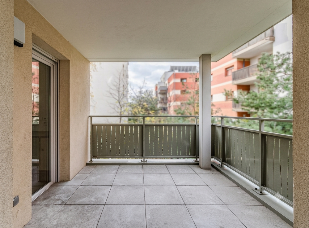 VILLEURBANNE T4 de 88 M2 DANS RESIDENCE SECURISEE
