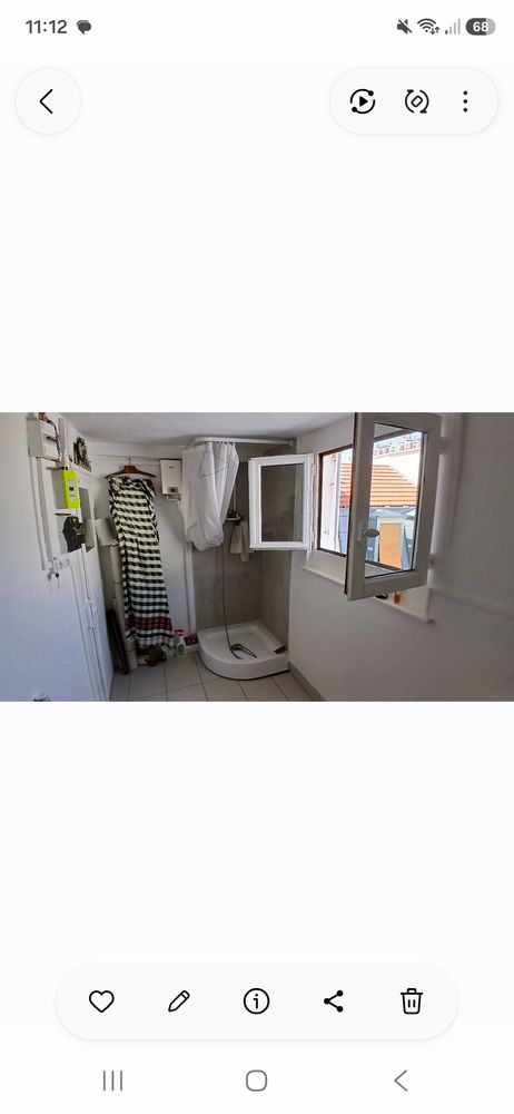 Chambre de bonne au coeur de Paris