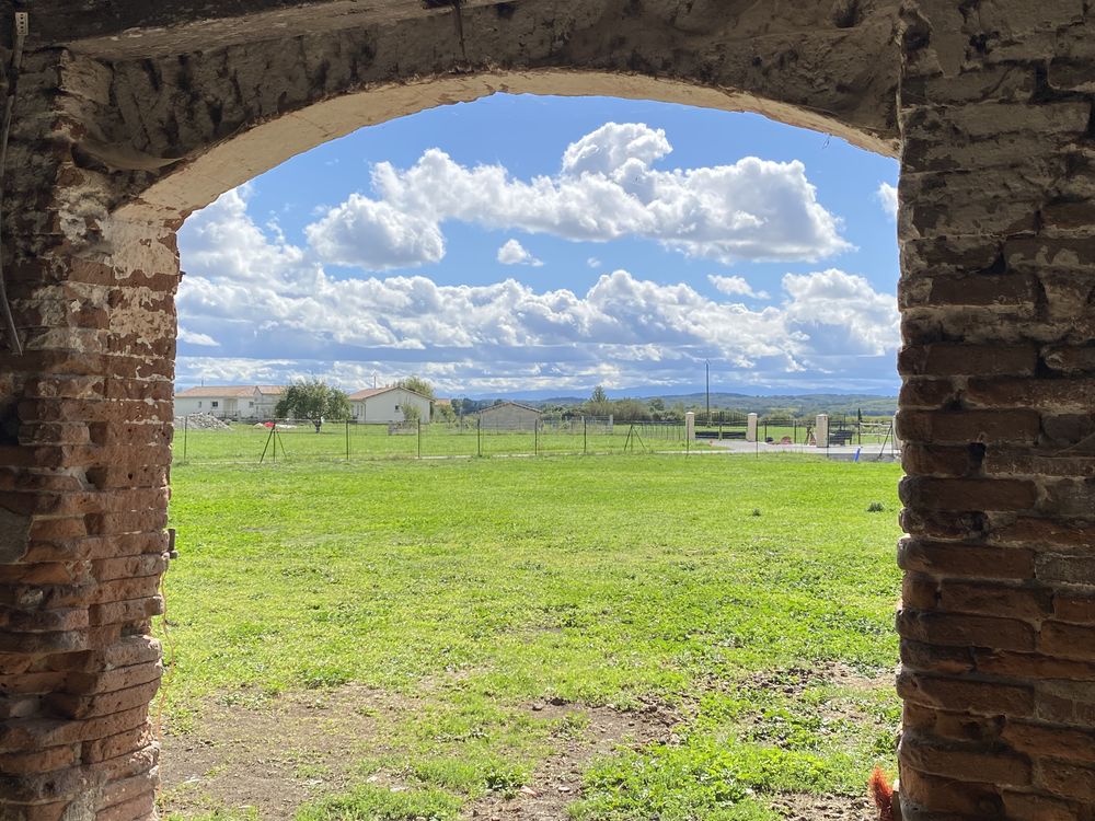 Corps de ferme à rénover entièrement - Vue Pyrénées