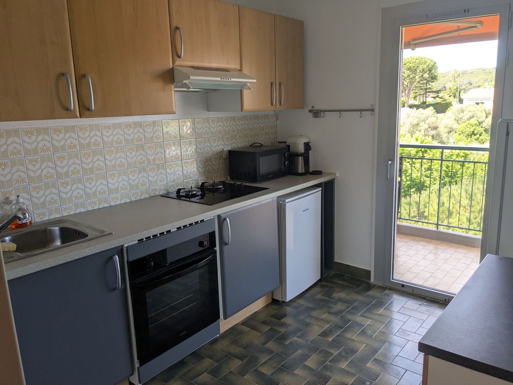 Spacieux T2 meublé et climatisé a Antibes