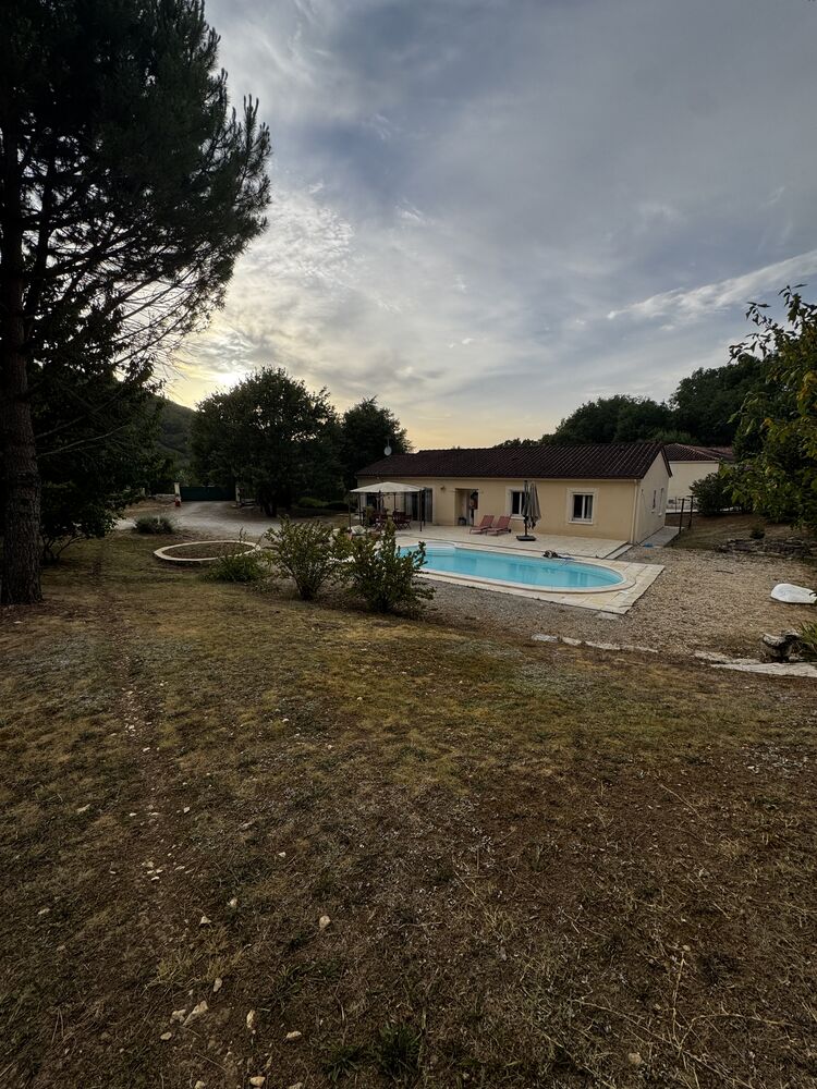 Maison de plein pied 113m² avec piscine
