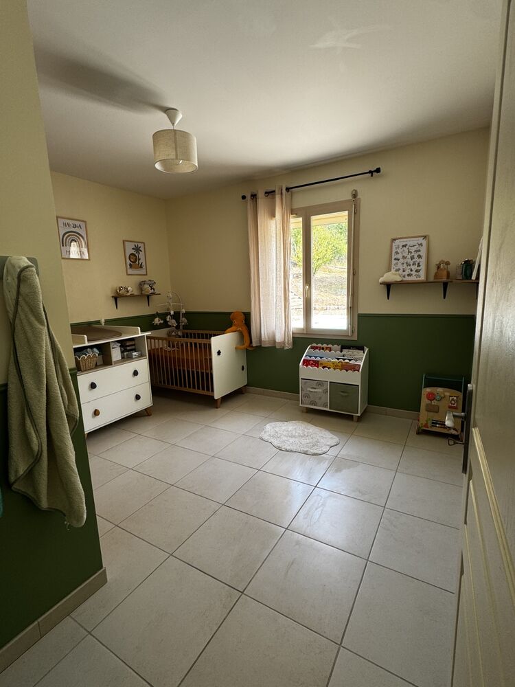 Maison de plein pied 113m² avec piscine