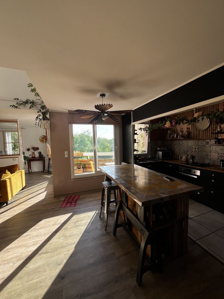 ? RARE ? Duplex 105 m² ? Dernier étage ? Vue lac ?
