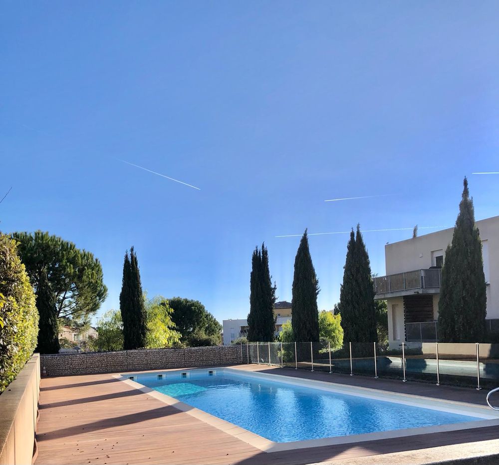 Appartement T2 jardin, terrasse, garage et piscine