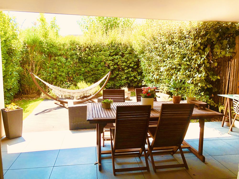 Appartement T2 jardin, terrasse, garage et piscine