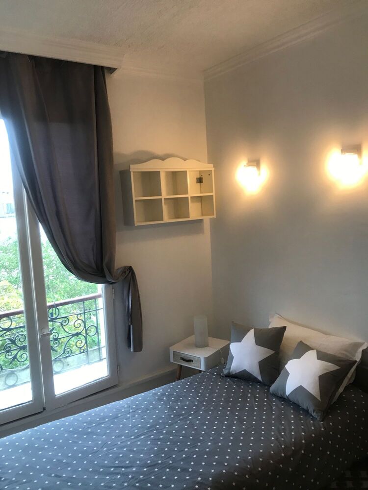Student studio rental