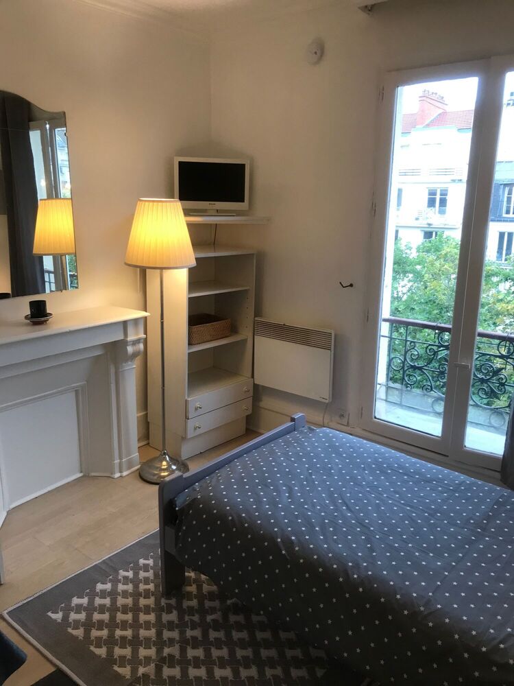 Student studio rental