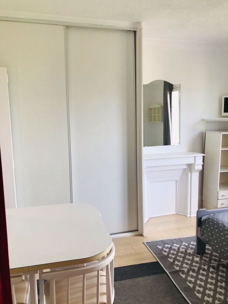Student studio rental