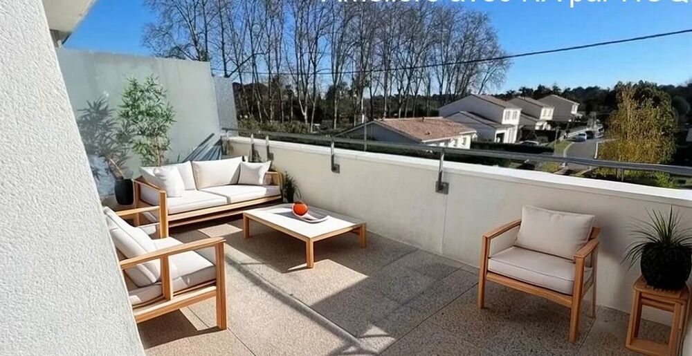 Appartement 2 pièces en terrasse Mérignac Tour de Veyrines