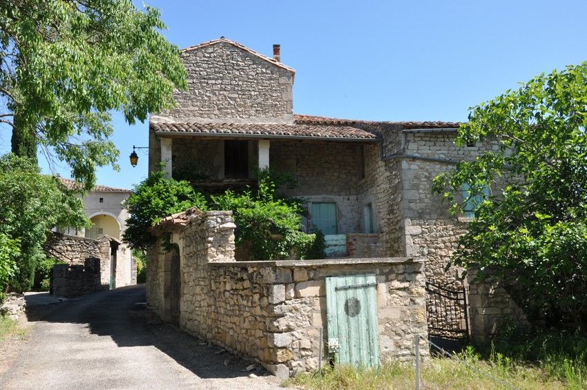 Maison ancienne en pierre