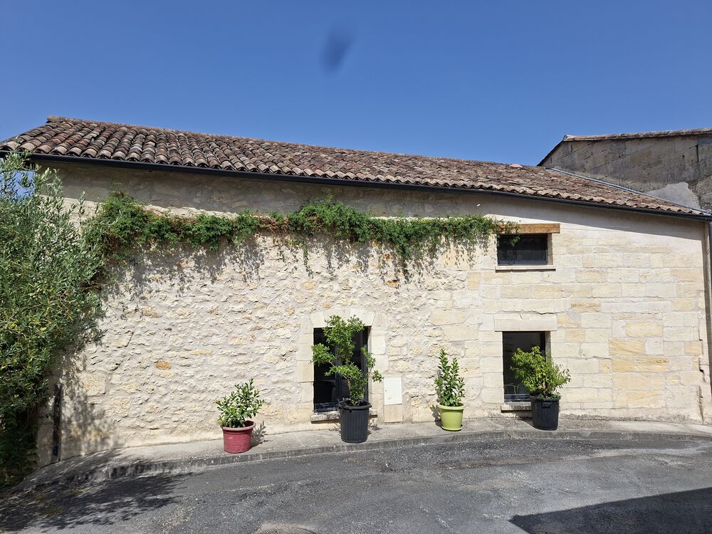 MAISON EN PIERRE DE CHARME ? 165 m² ? 4 CHAMBRES ?