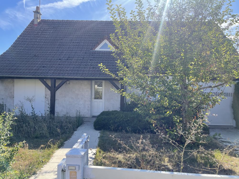 Maison 6 pièces - 160m2 - 36110 LEVROUX - 180000€