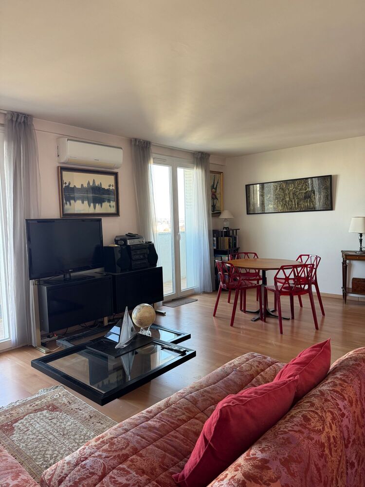 T3 gd séjour,2balcons,clim,parking résidence