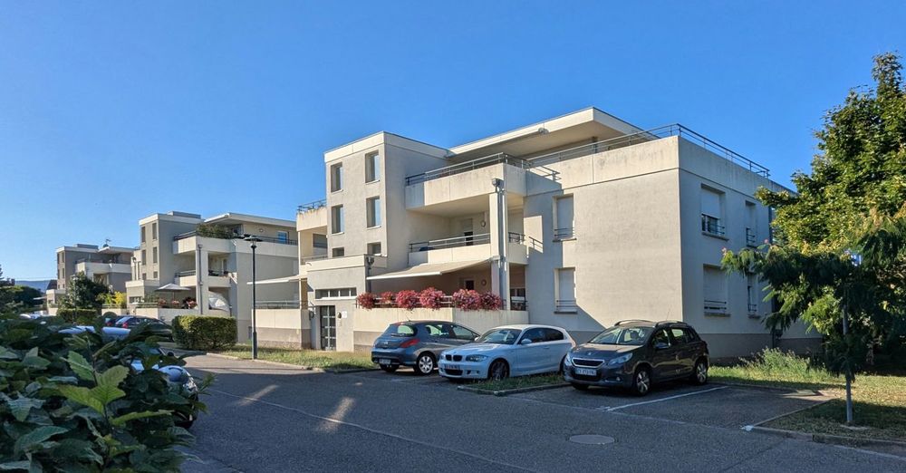 Attique d'exception T5 avec 105m2 de terrasse