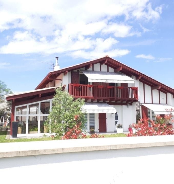 SAINT-JEAN-DE-LUZ VIAGER OCCUPÉ 436 000 € SANS RENTE