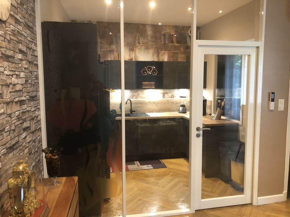 Appartement rénové petite copropriété centre ville calme