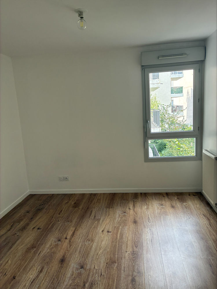 T2 42m² LYON 7 GIRONDINS - ASCENSEUR - CALME - DPE C -
