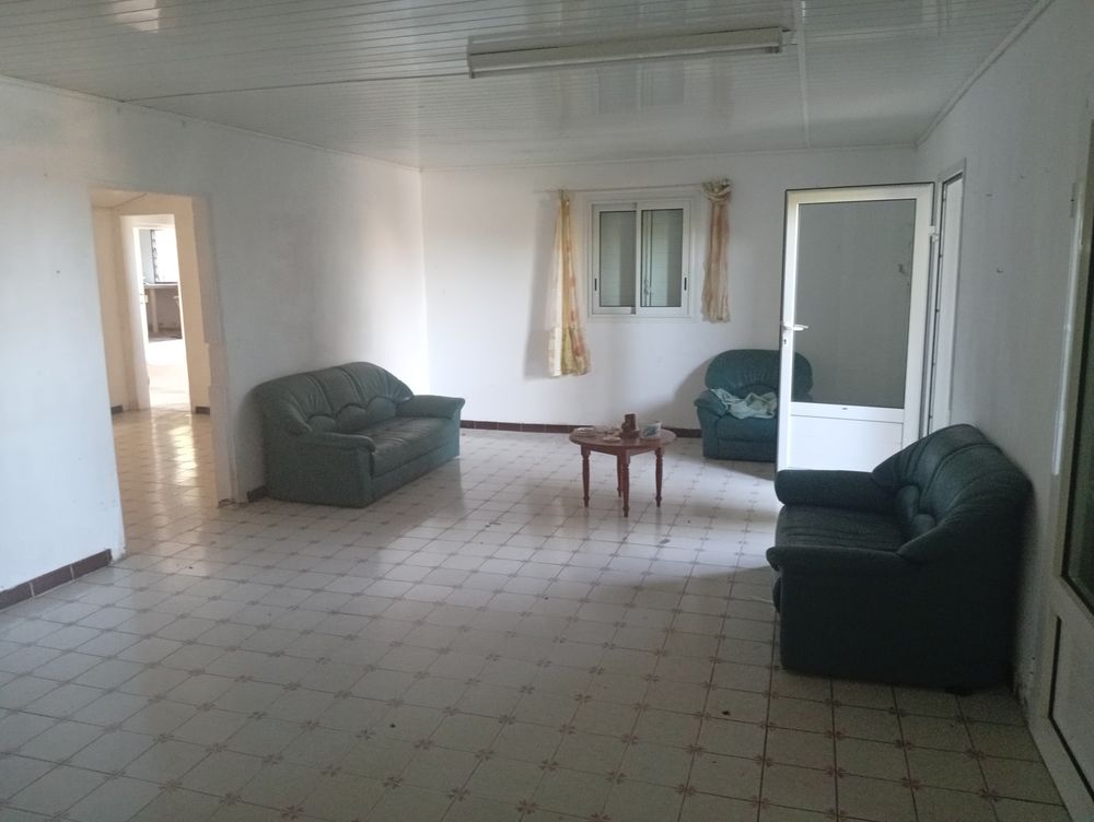 Maison plain-pied f6 105m2/TERRAIN 712M2 ST PHILIPPE/167000€