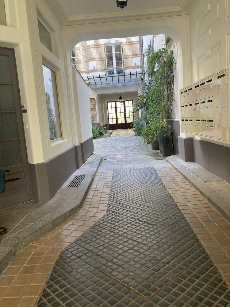 VINCENNES CENTRE APPARTEMENT 55 M2 A RÉNOVER