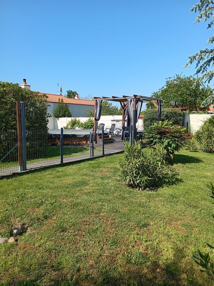 MAISON DE PLAIN-PIED de 5 chambres +