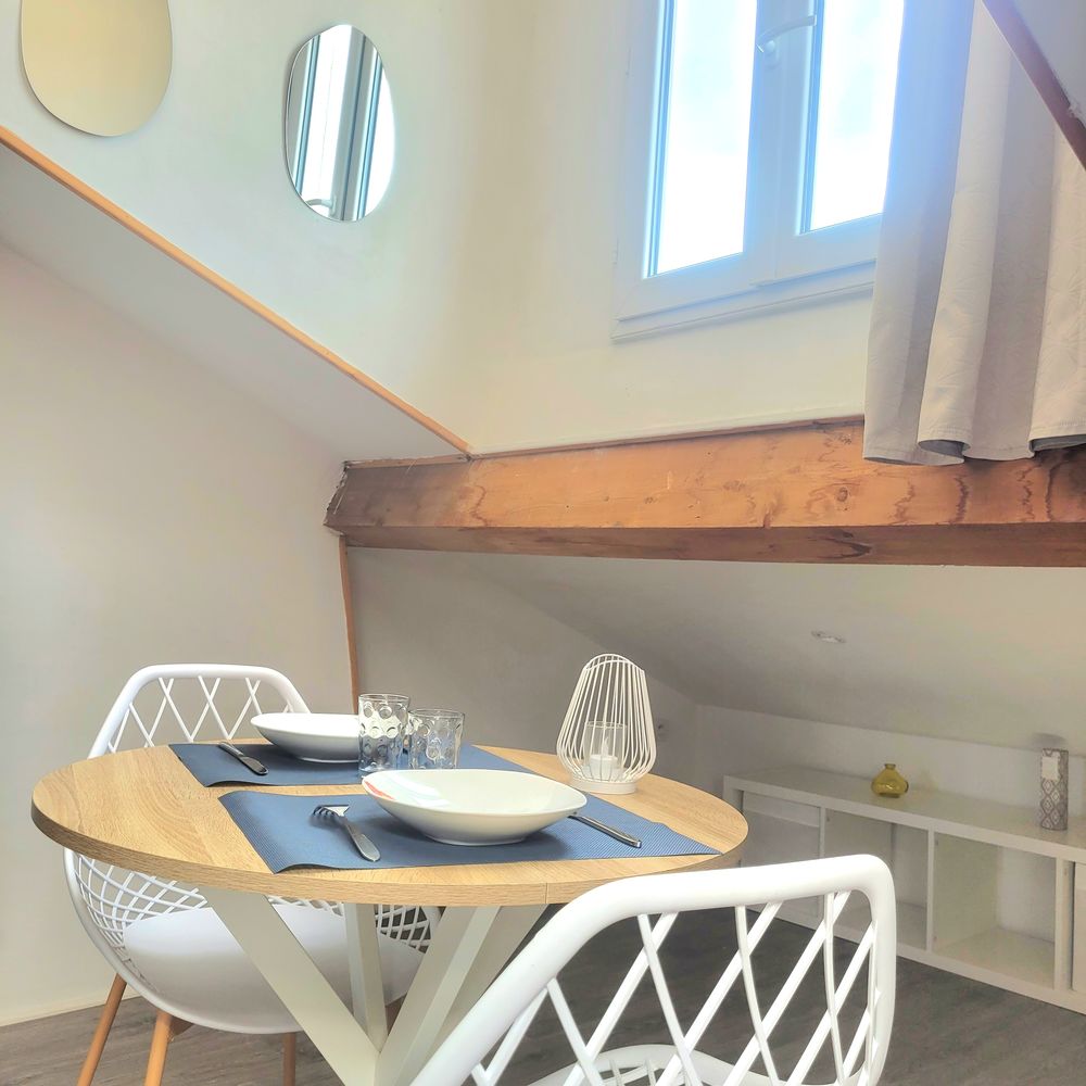 Studio Toulon Haute Ville - à proximité des gares