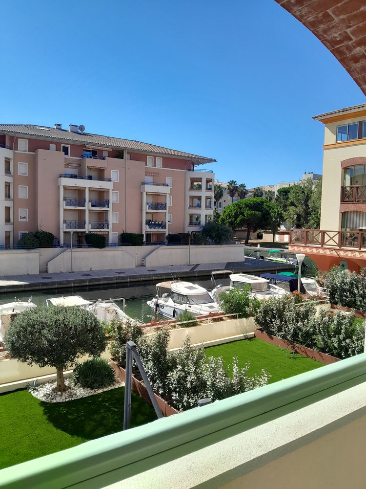 T2 A PORT FREJUS 83600