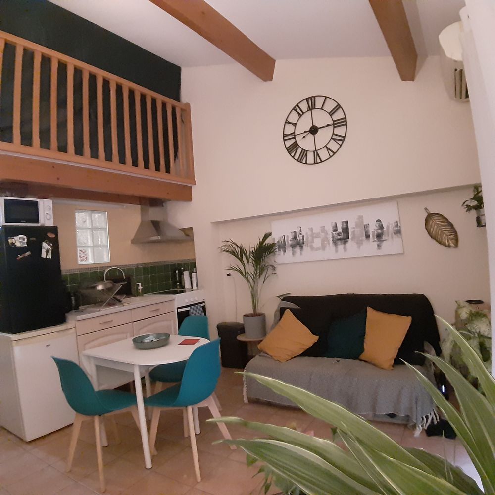 PALAVAS CENTRE PIETON JOLI F2 A L'ANNEE