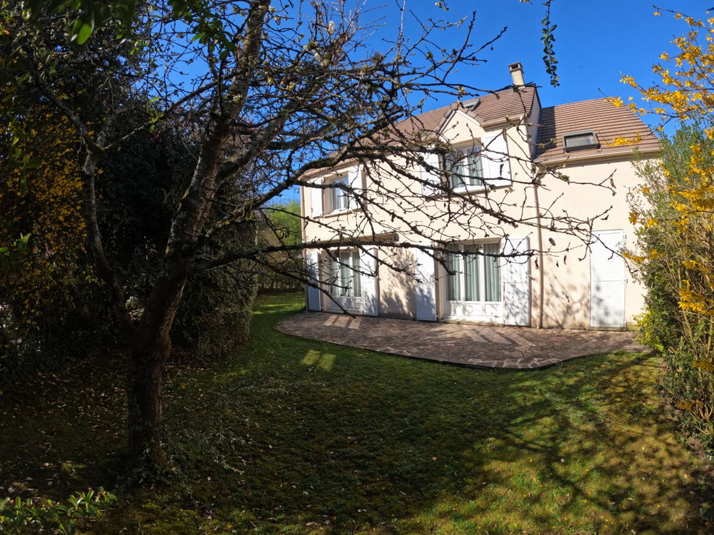 Maison 6 pièces 160m2 proche de toutes commodités