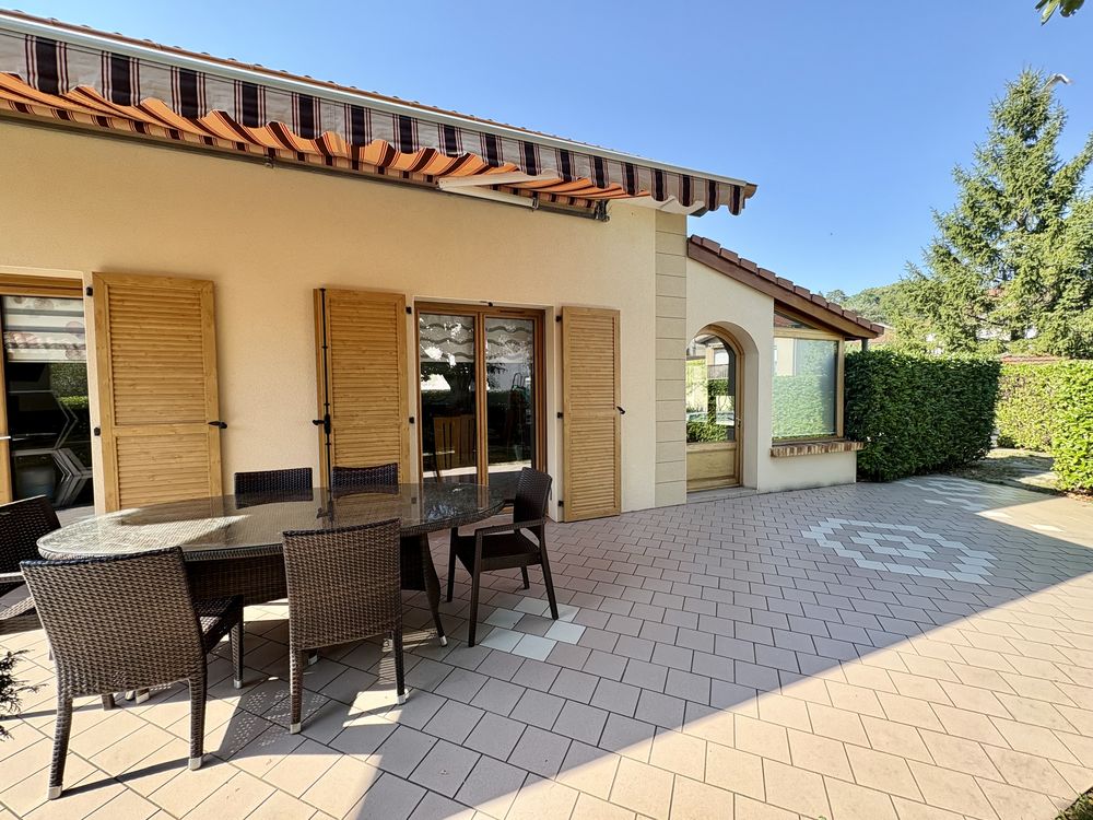Villa 169m2 piscine et garage au c?ur de St Jean de Bournay