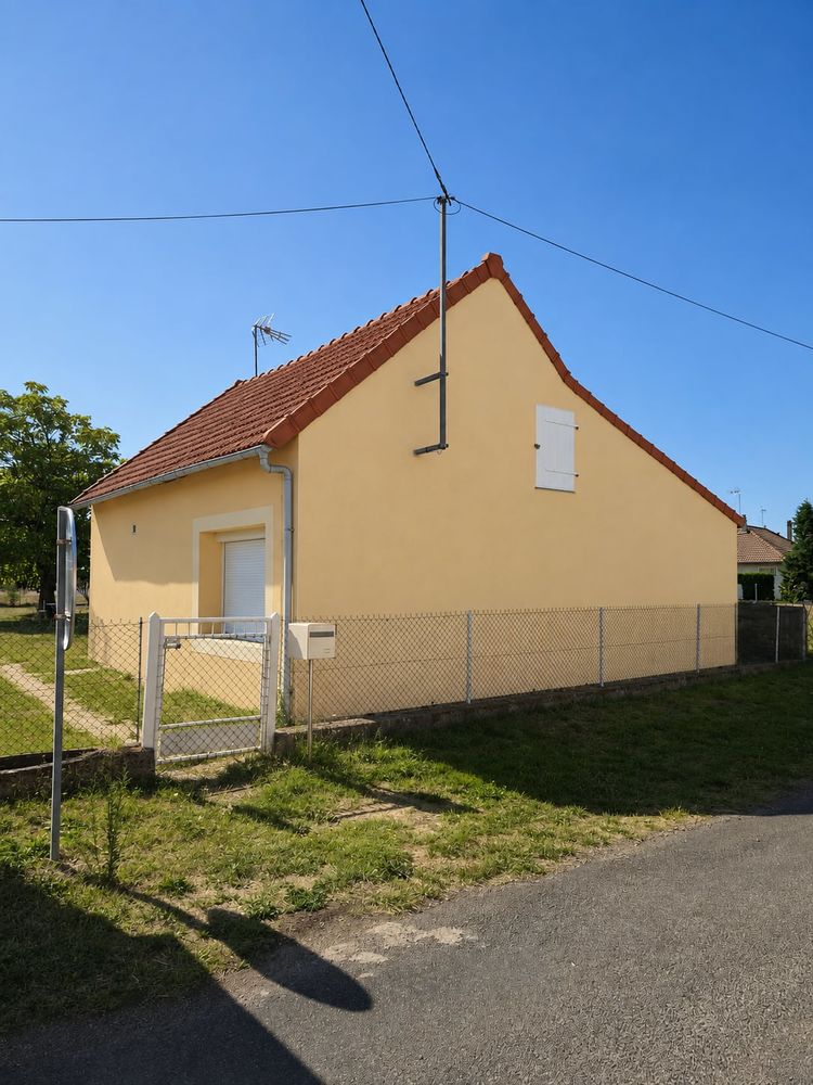 Jolie maison 4 façades habitable sur terrain de 2400 m2