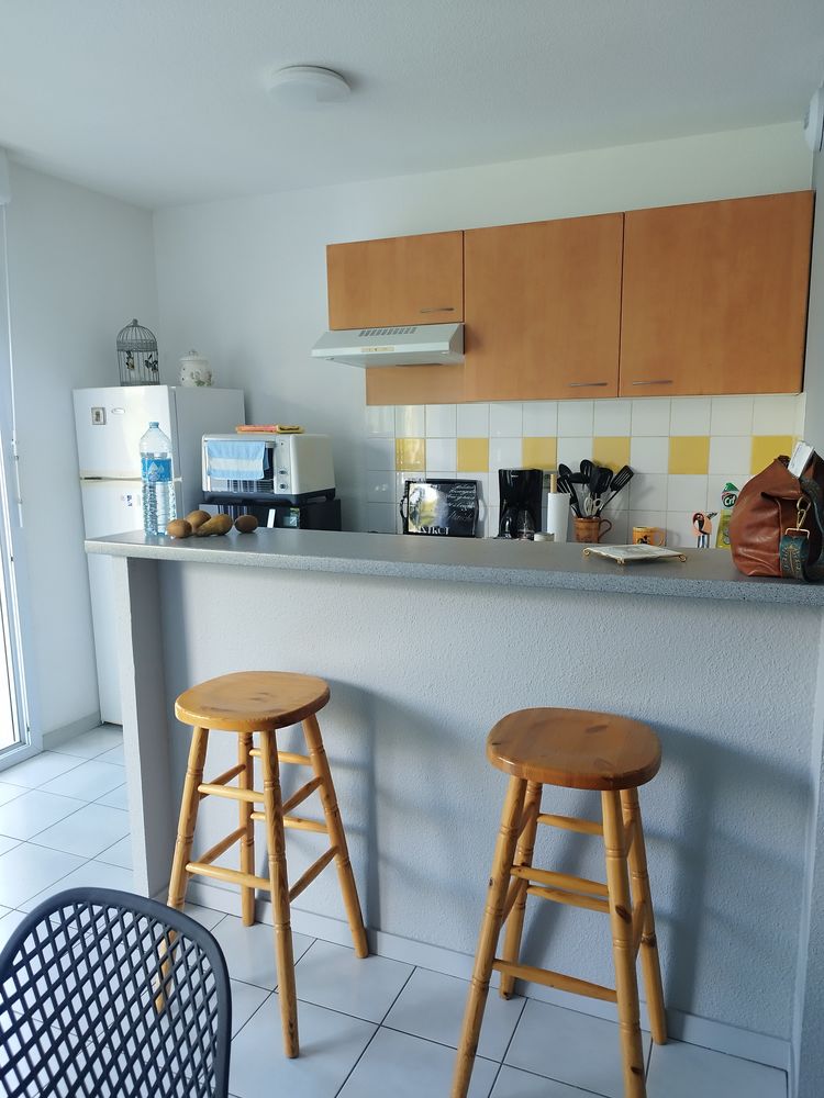 T2 à Royan avec balcon proche bus commerces et plage